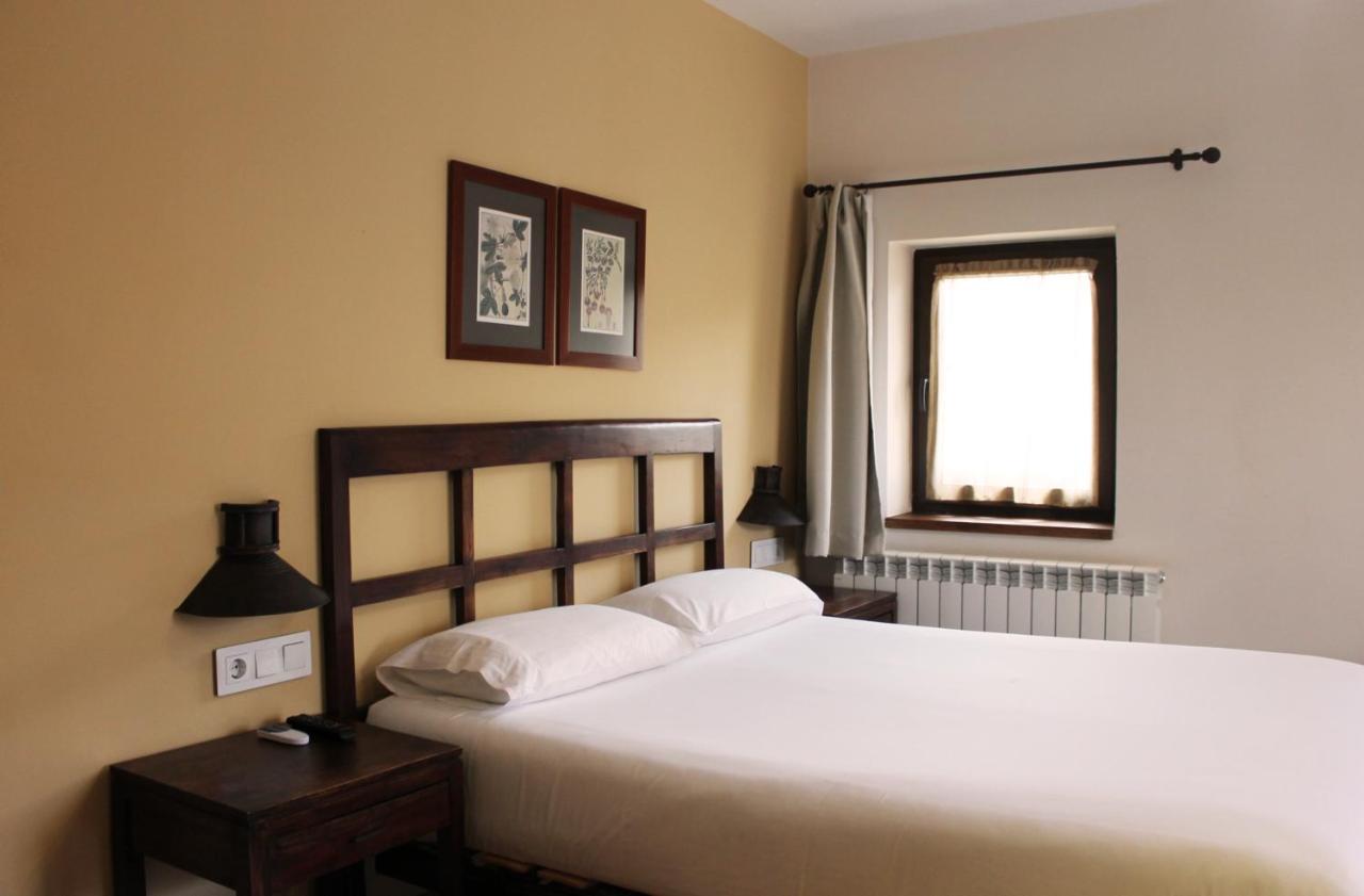 Los Corrales De Soto Hotel Soto Real Kültér fotó
