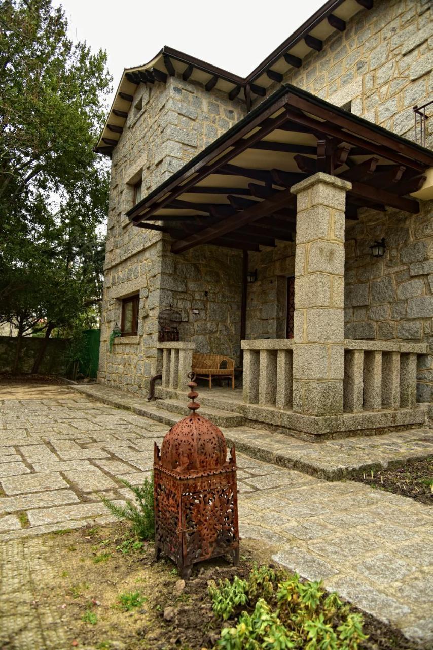 Los Corrales De Soto Hotel Soto Real Kültér fotó